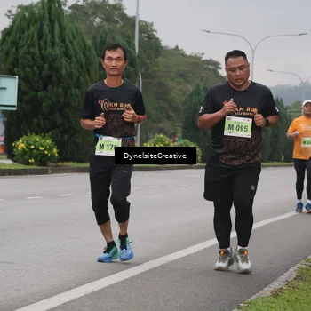 Runner Photo 8578418