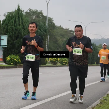 Runner Photo 8578425