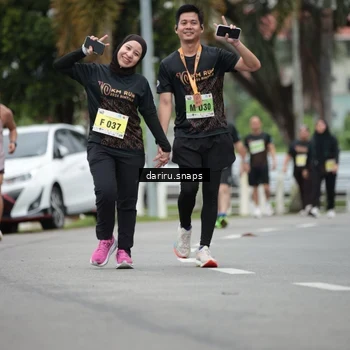 Runner Photo 8578469