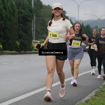 Runner Photo 8578509