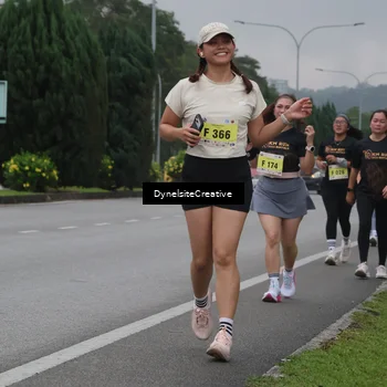 Runner Photo 8578510