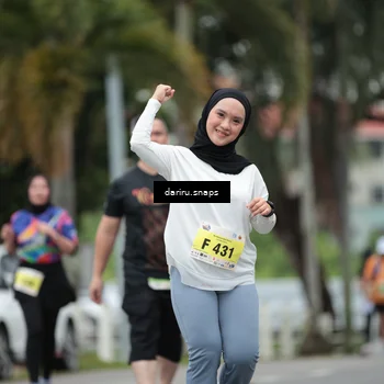 Runner Photo 8578541