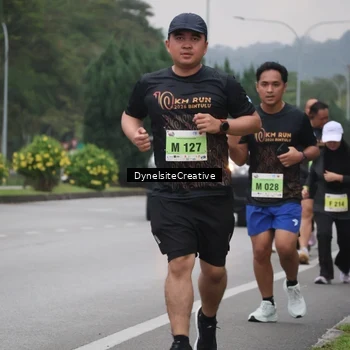 Runner Photo 8578631