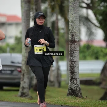 Runner Photo 8578634