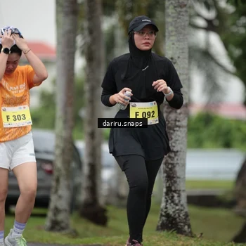 Runner Photo 8578648