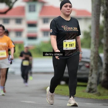Runner Photo 8578667