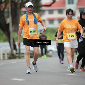 Runner Photo 8578688
