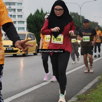Runner Photo 8578696