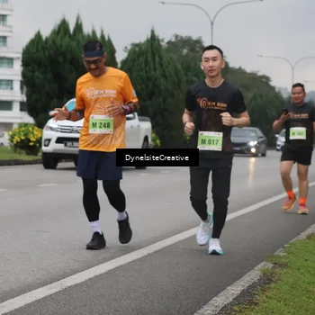 Runner Photo 8578706