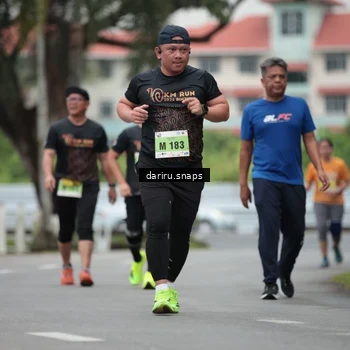 Runner Photo 8578732