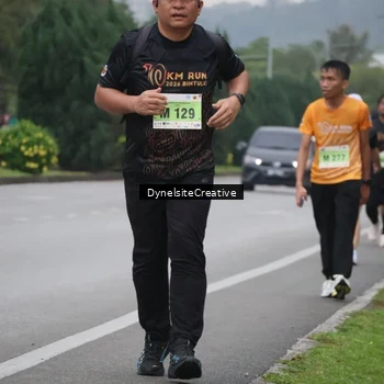 Runner Photo 8578755