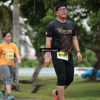 Runner Photo 8578788