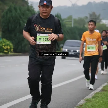 Runner Photo 8578826