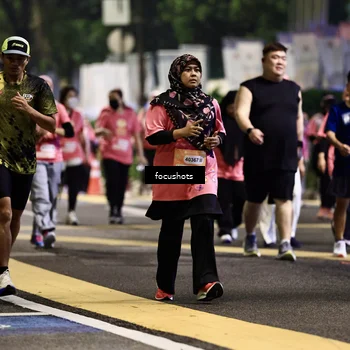 Runner Photo 8579002