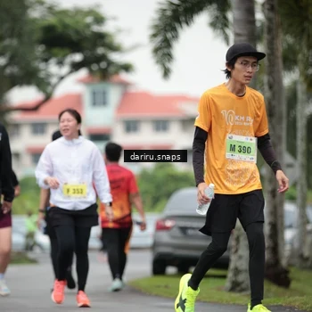 Runner Photo 8579190