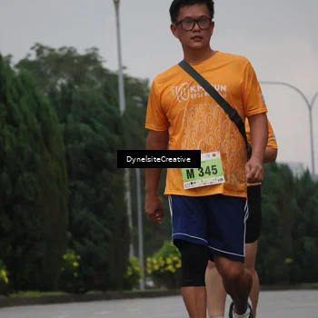 Runner Photo 8579254