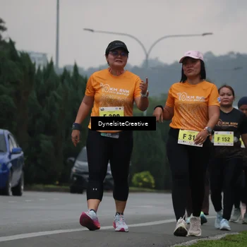 Runner Photo 8579272