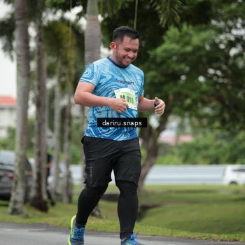 Runner Photo 8579273