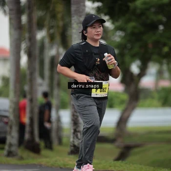 Runner Photo 8579340