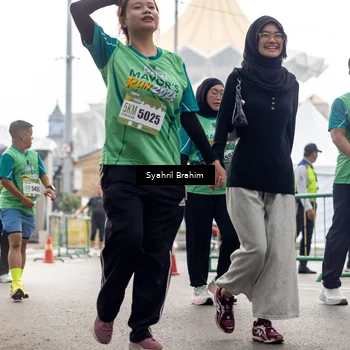 Runner Photo 8579375