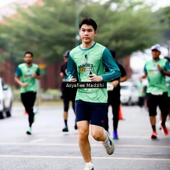 Runner Photo 8579412