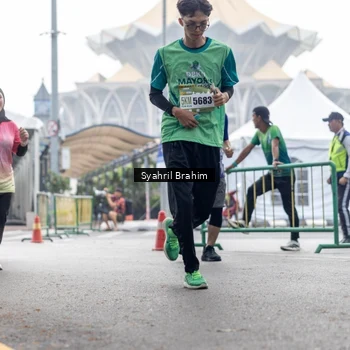 Runner Photo 8579524