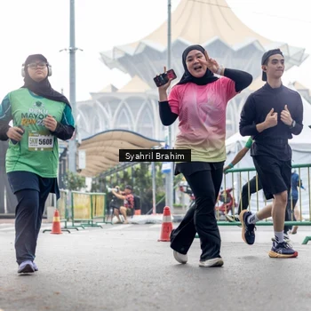 Runner Photo 8579572