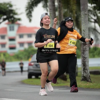 Runner Photo 8579642