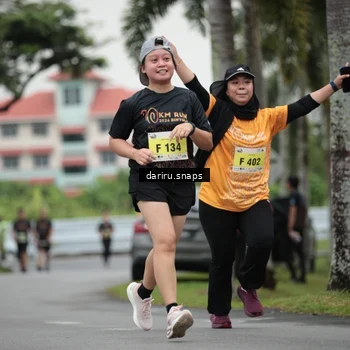 Runner Photo 8579643