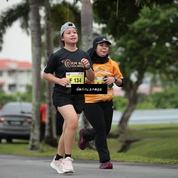 Runner Photo 8579692