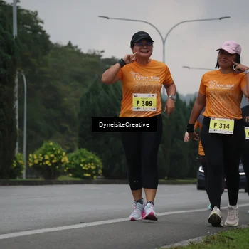 Runner Photo 8579712