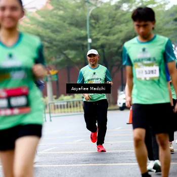 Runner Photo 8579751