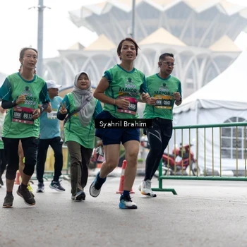 Runner Photo 8579782