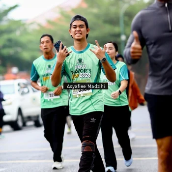Runner Photo 8579856