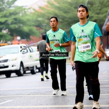Runner Photo 8579874