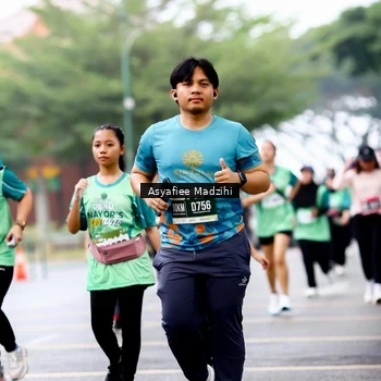 Runner Photo 8579939