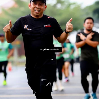Runner Photo 8579964
