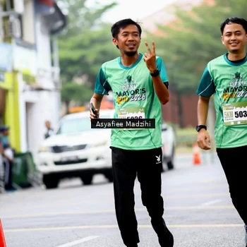 Runner Photo 8579996
