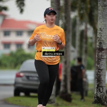 Runner Photo 8580005