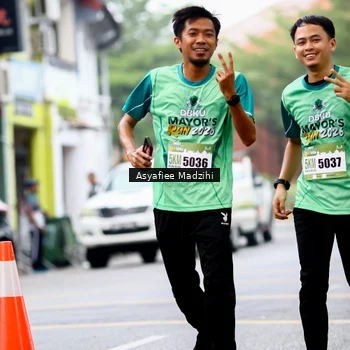 Runner Photo 8580012