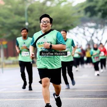 Runner Photo 8580013