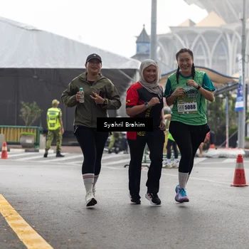 Runner Photo 8580355