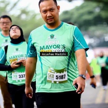 Runner Photo 8580703