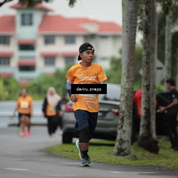 Runner Photo 8581021