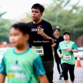 Runner Photo 8581058