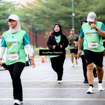 Runner Photo 8581073