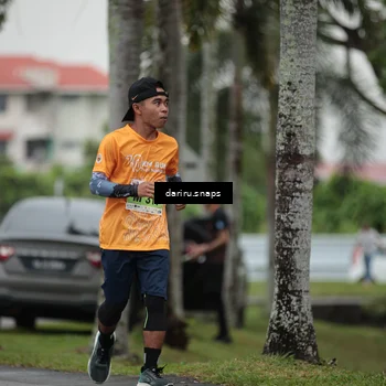 Runner Photo 8581100