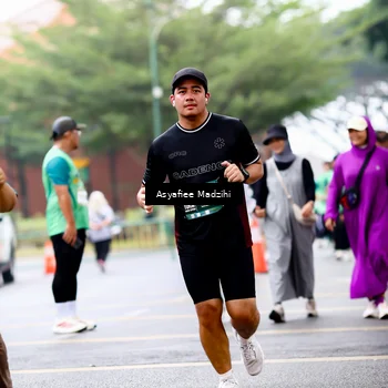Runner Photo 8581131