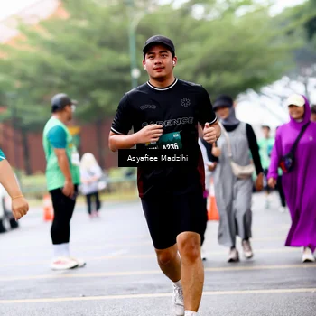 Runner Photo 8581134