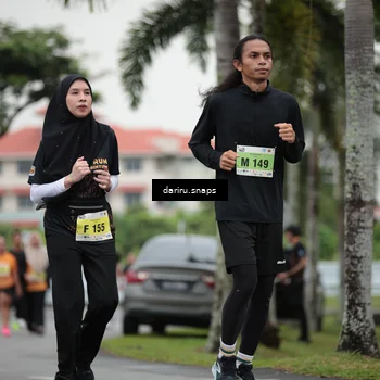 Runner Photo 8581315